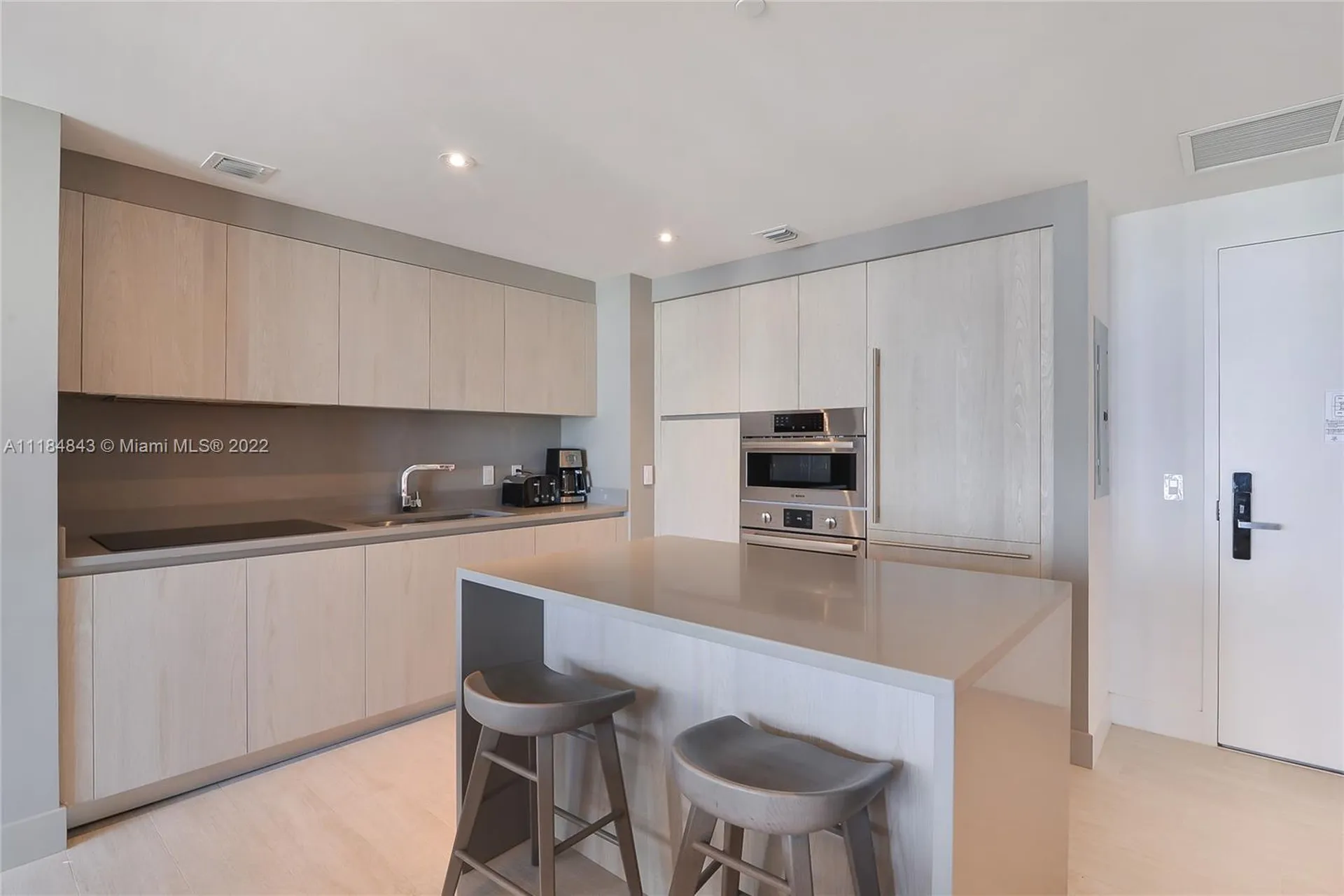 4010 S Ocean Drive Hollywood FL 33019