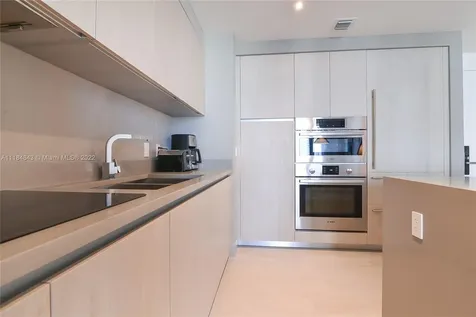 4010 S Ocean Drive Hollywood FL 33019