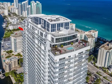 4010 S Ocean Drive Hollywood FL 33019