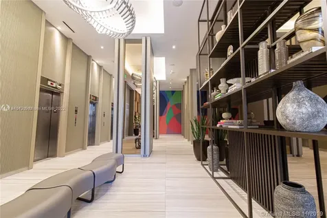 4010 S Ocean Drive Hollywood FL 33019
