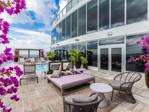 4010 S Ocean Drive Hollywood FL 33019