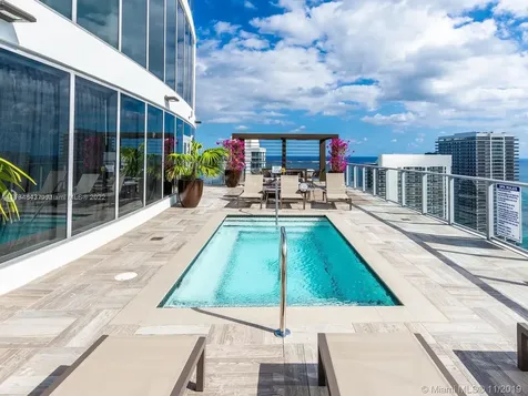 4010 S Ocean Drive Hollywood FL 33019