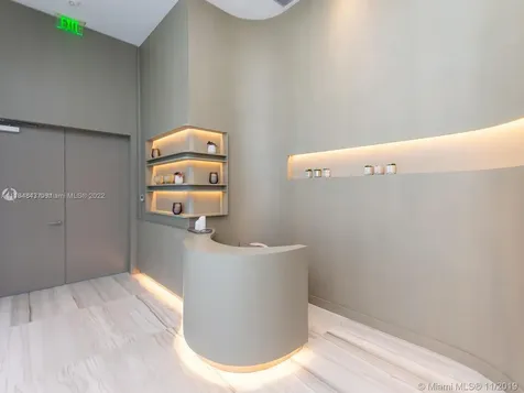 4010 S Ocean Drive Hollywood FL 33019