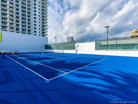 4010 S Ocean Drive Hollywood FL 33019