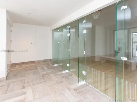 4010 S Ocean Drive Hollywood FL 33019