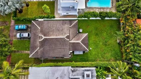 535 W 51st Street Miami Beach FL 33140