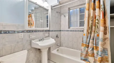535 W 51st Street Miami Beach FL 33140