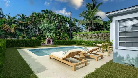 535 W 51st Street Miami Beach FL 33140