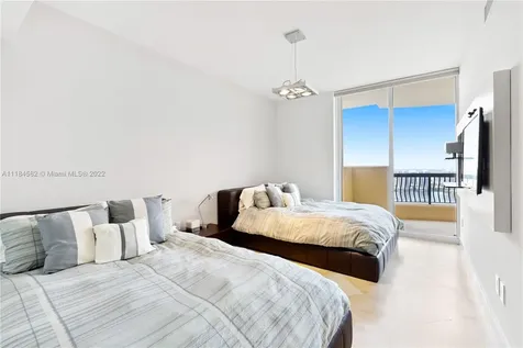 17875 Collins Avenue Sunny Isles Beach FL 33160