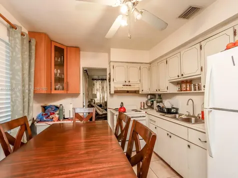 3140 SW 27th Street Miami FL 33133
