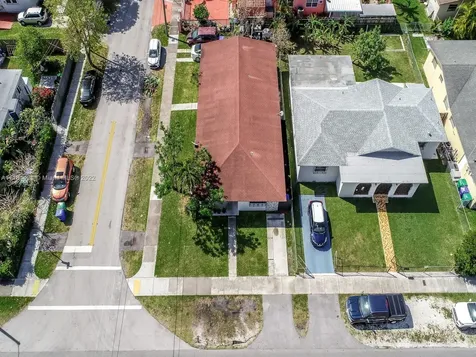 3140 SW 27th Street Miami FL 33133