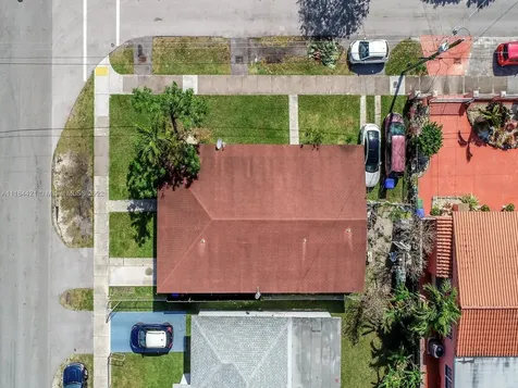 3140 SW 27th Street Miami FL 33133