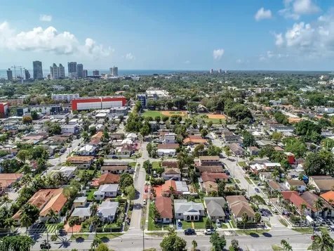 3140 SW 27th Street Miami FL 33133