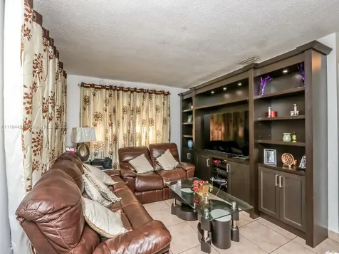 3140 SW 27th Street Miami FL 33133