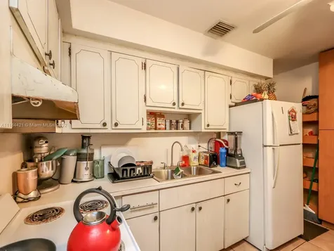 3140 SW 27th Street Miami FL 33133