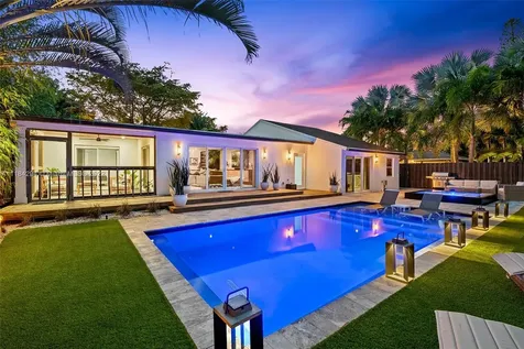 2410 NE 8th Avenue Wilton Manors FL 33305