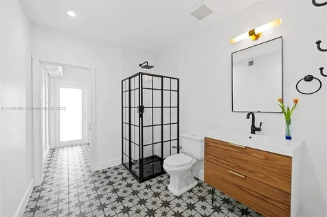 2410 NE 8th Avenue Wilton Manors FL 33305