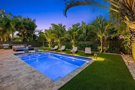 2410 NE 8th Avenue Wilton Manors FL 33305