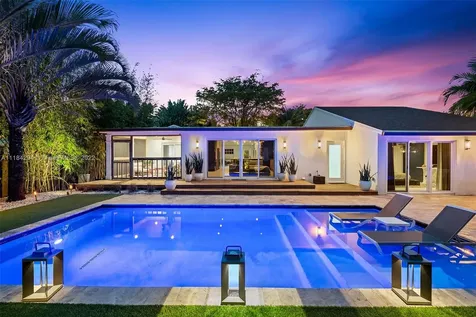 2410 NE 8th Avenue Wilton Manors FL 33305