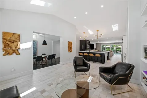 2410 NE 8th Avenue Wilton Manors FL 33305