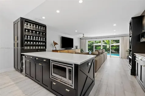 2410 NE 8th Avenue Wilton Manors FL 33305