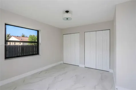 1852 SW 15th Street Miami FL 33145