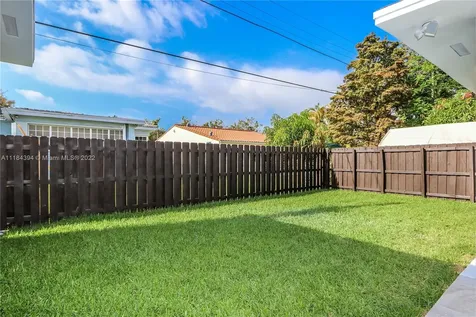 1852 SW 15th Street Miami FL 33145