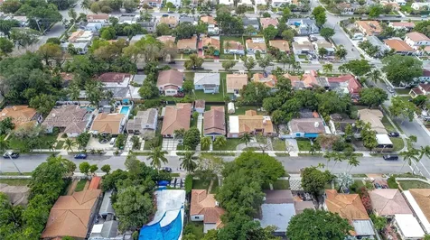 1852 SW 15th Street Miami FL 33145