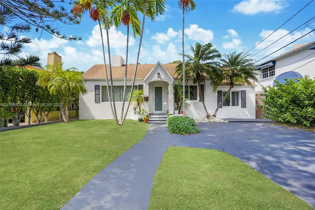 256 SW 30th Road Miami FL 33129
