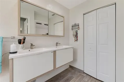1588 Salerno Circle Weston FL 33327