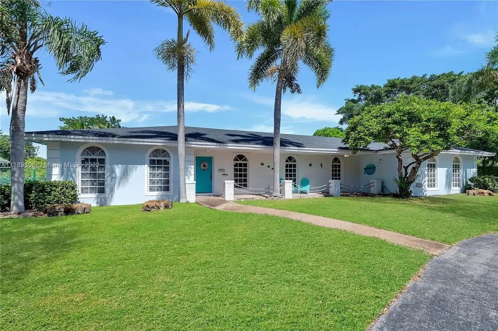 7421 SW 174 Street Palmetto Bay FL 33157