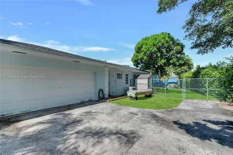7421 SW 174 Street Palmetto Bay FL 33157