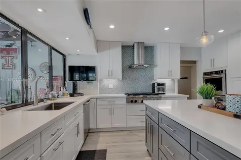 7421 SW 174 Street Palmetto Bay FL 33157