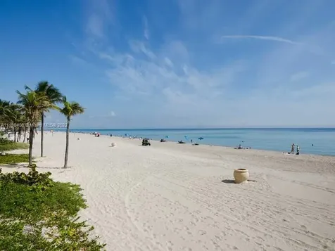 2501 S Ocean Drive Hollywood FL 33019
