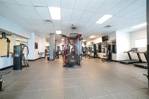 2501 S Ocean Drive Hollywood FL 33019