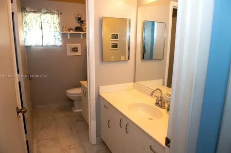 592 Carrington Lane Weston FL 33326