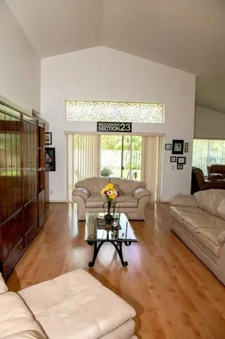 592 Carrington Lane Weston FL 33326
