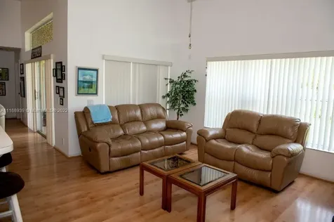 592 Carrington Lane Weston FL 33326