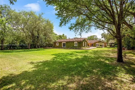9435 SW 100th Street Miami FL 33176