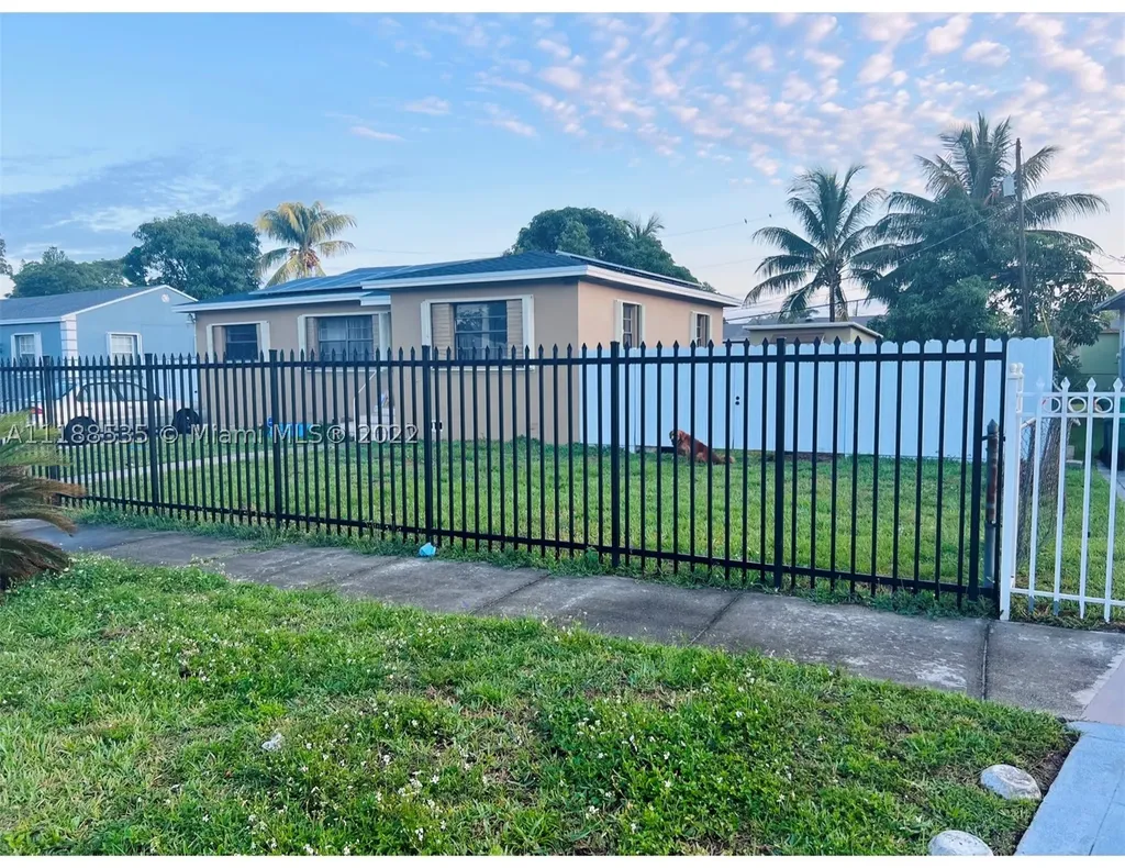 1421 NW 88th Street Miami FL 33147