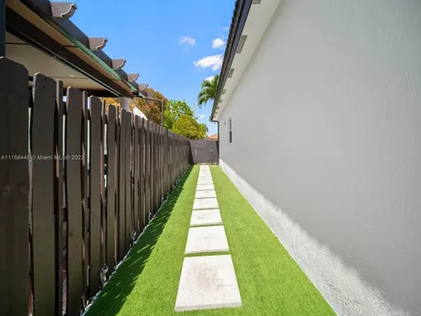 14872 SW 34th Lane Miami FL 33185