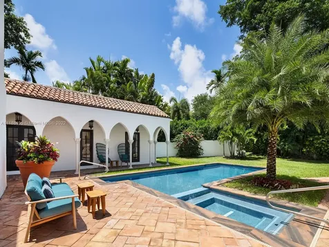 711 University Drive Coral Gables FL 33134