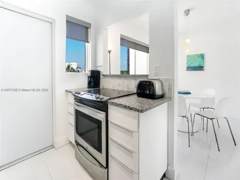 809 S Ocean Drive Hollywood FL 33019