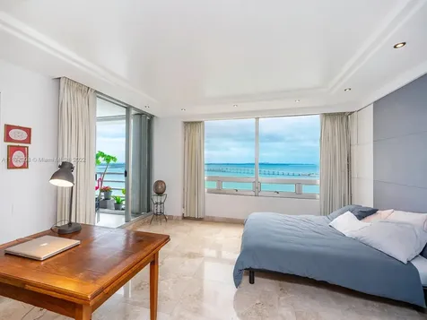 1541 Brickell Avenue Miami FL 33129