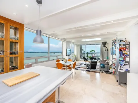 1541 Brickell Avenue Miami FL 33129