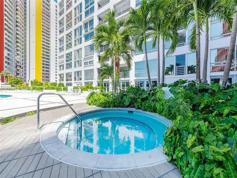 1541 Brickell Avenue Miami FL 33129