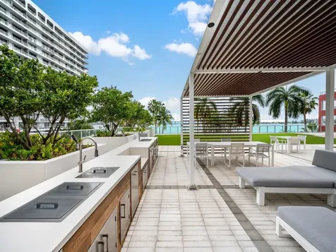 1541 Brickell Avenue Miami FL 33129