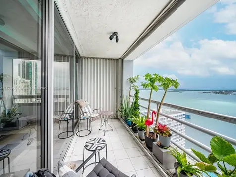 1541 Brickell Avenue Miami FL 33129