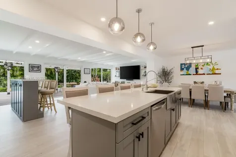 8377 SW 62nd Avenue South Miami FL 33143