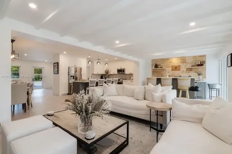 8377 SW 62nd Avenue South Miami FL 33143
